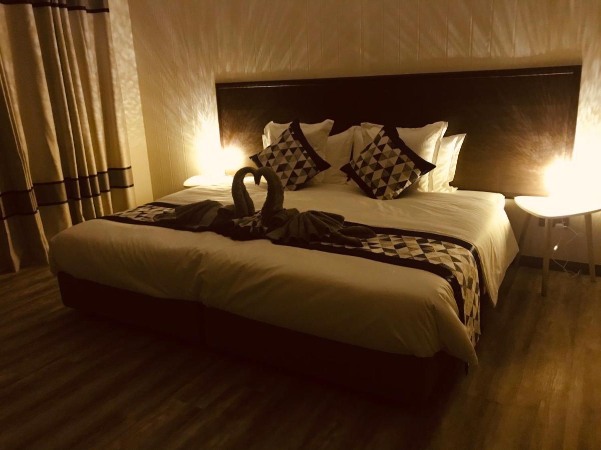仙本那 Shun Shun Water Bungalows酒店 外观 照片