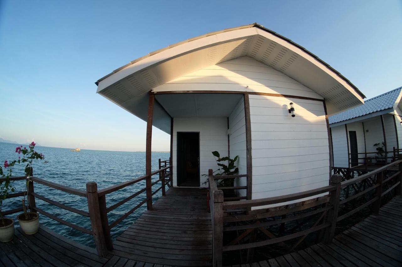 仙本那 Shun Shun Water Bungalows酒店 外观 照片